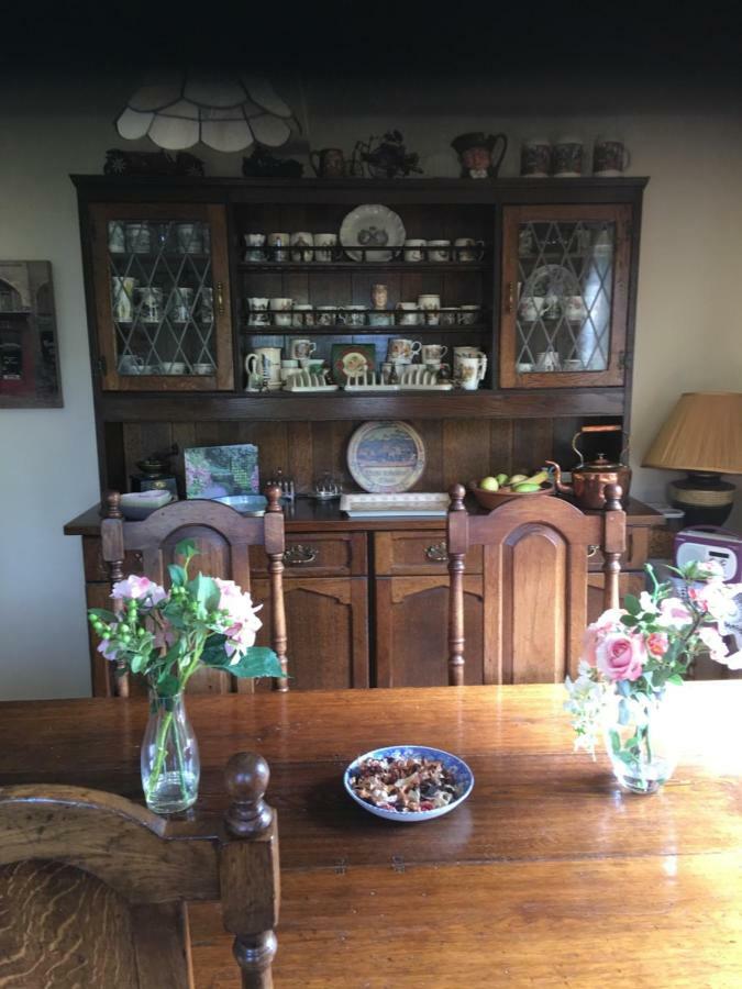 Stradbroke Bumble Cottage B&B מראה חיצוני תמונה