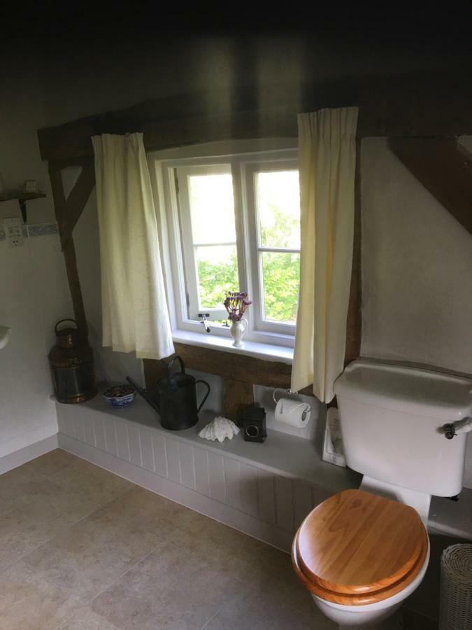 Stradbroke Bumble Cottage B&B מראה חיצוני תמונה