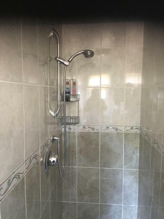Stradbroke Bumble Cottage B&B מראה חיצוני תמונה